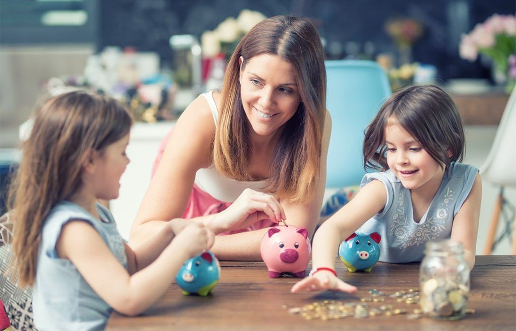 Aprenda a Enseñar a Sus Hijos a Ahorrar Dinero